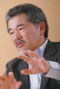 新宅教授